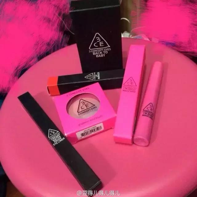 豆得儿和王思聪还有联系吗,豆得儿王思聪还有联系吗