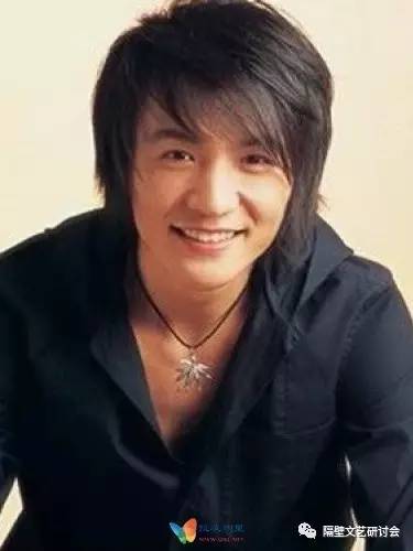 朴树再上《跨界歌王》尬聊上热搜，暌违歌坛十年，江湖上为何总是流传他的传说？