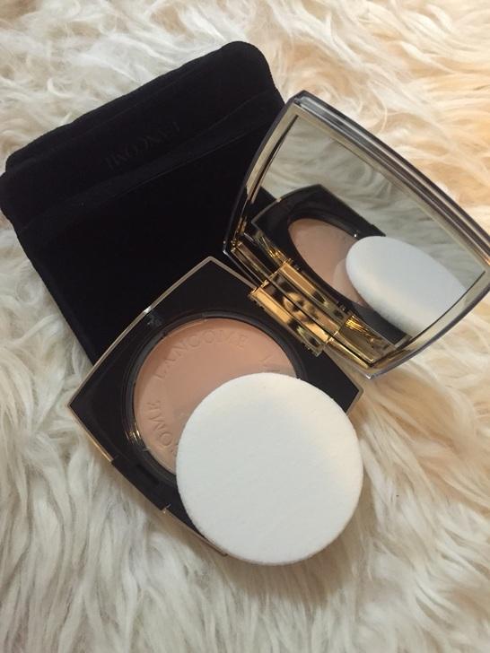 油痘肌定妆粉饼推荐公认好用,夏天用什么控油粉饼