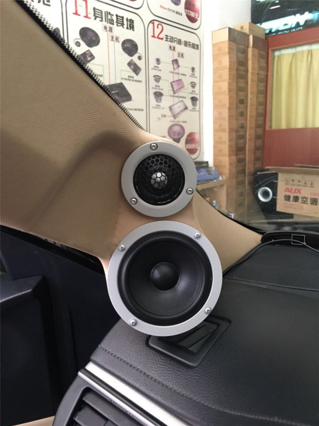 深圳凯美瑞音响改装推荐,汕头车载音响改装效果