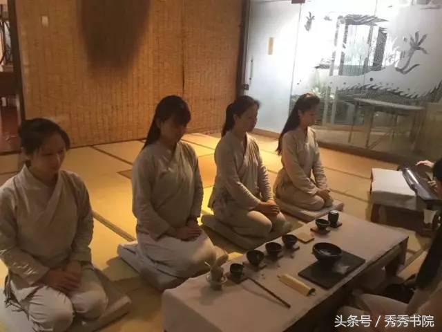 停车看夕阳黄昏风景,停车观赏夜晚美景