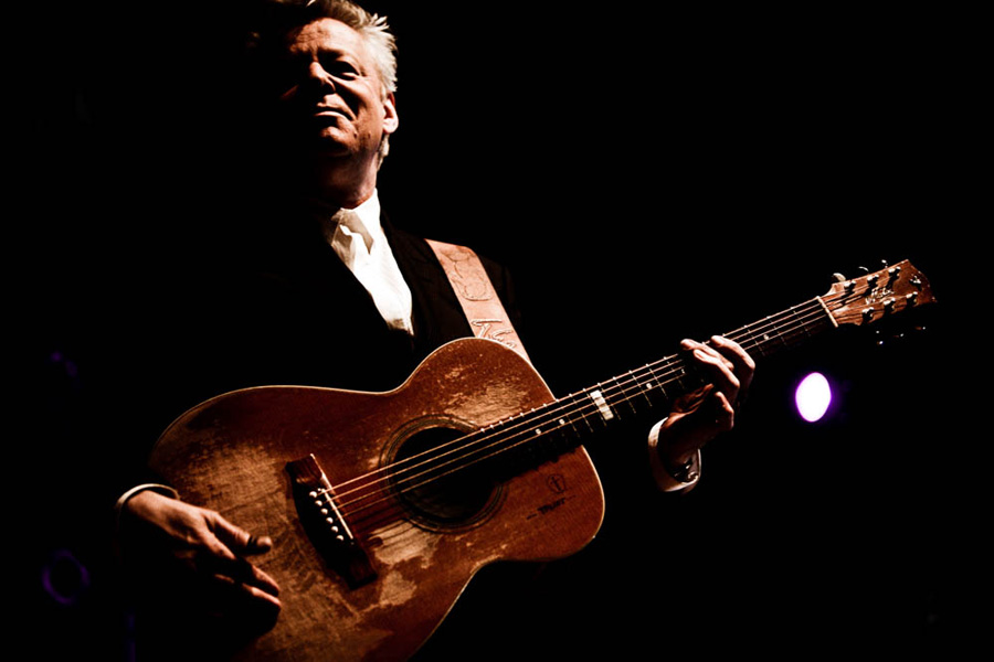 指弹吉他之神TommyEmmanuel2017北京上海站九月上演！