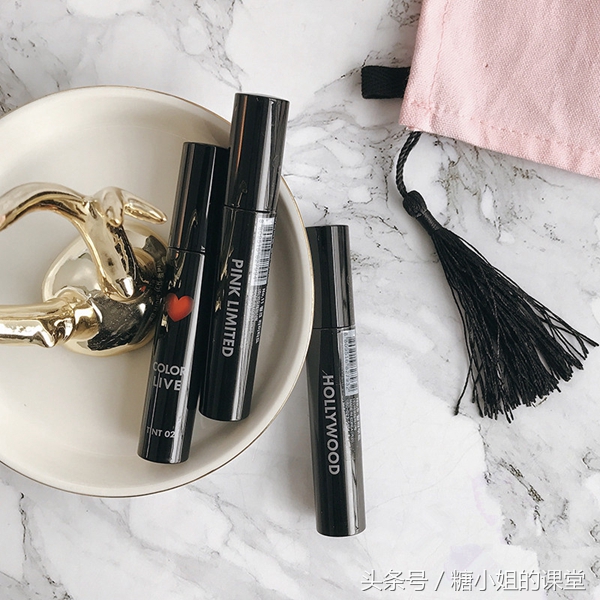 一到夏天各大品牌方粑粑竟出了这么多唇釉！选择困难表示很难过！