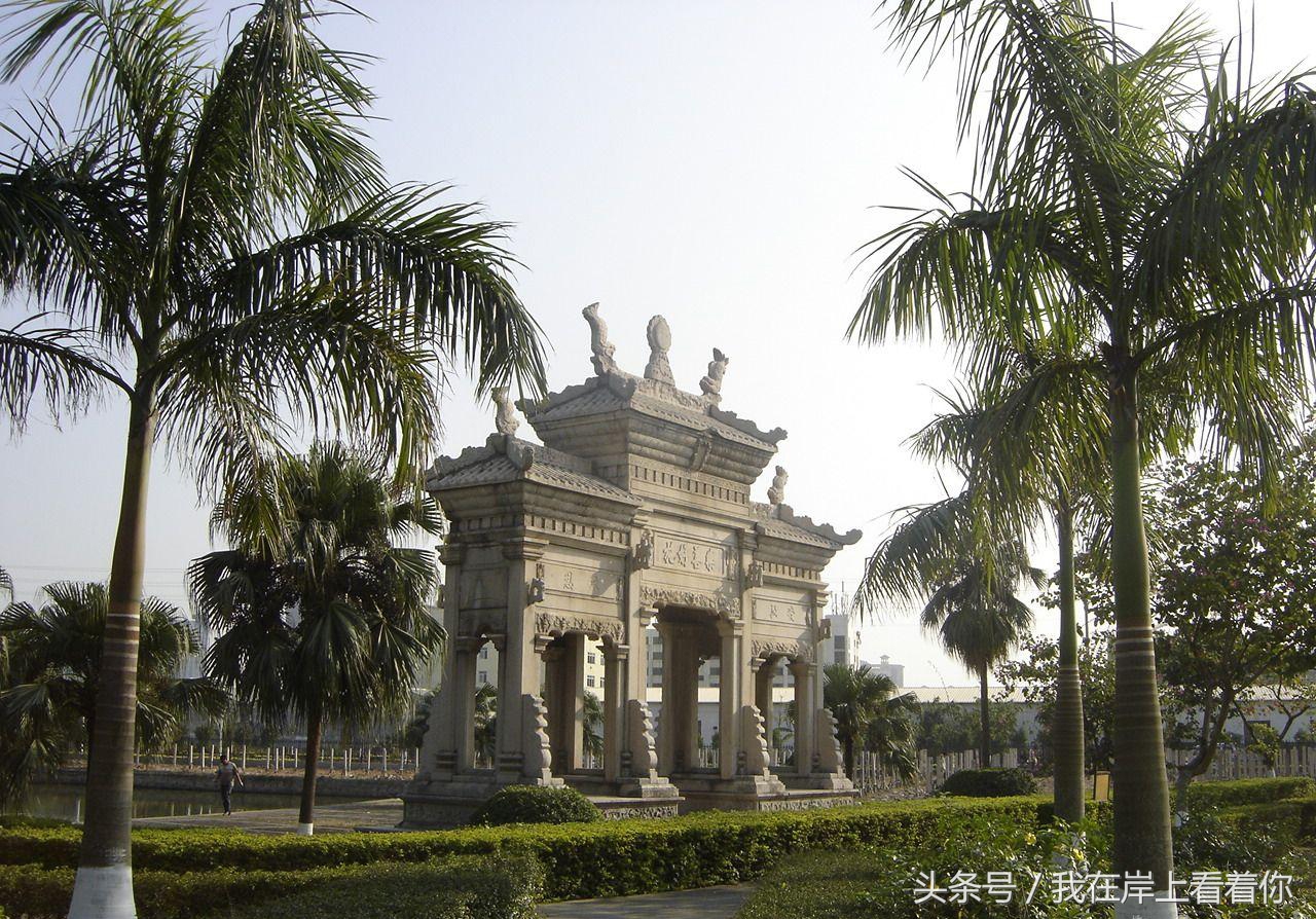 百万第一人，商界小王子---珠海梅溪牌坊