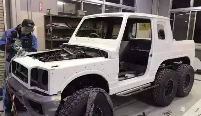 吉姆尼摇身一变奔驰g全时四驱,吉姆尼改奔驰大g多少钱