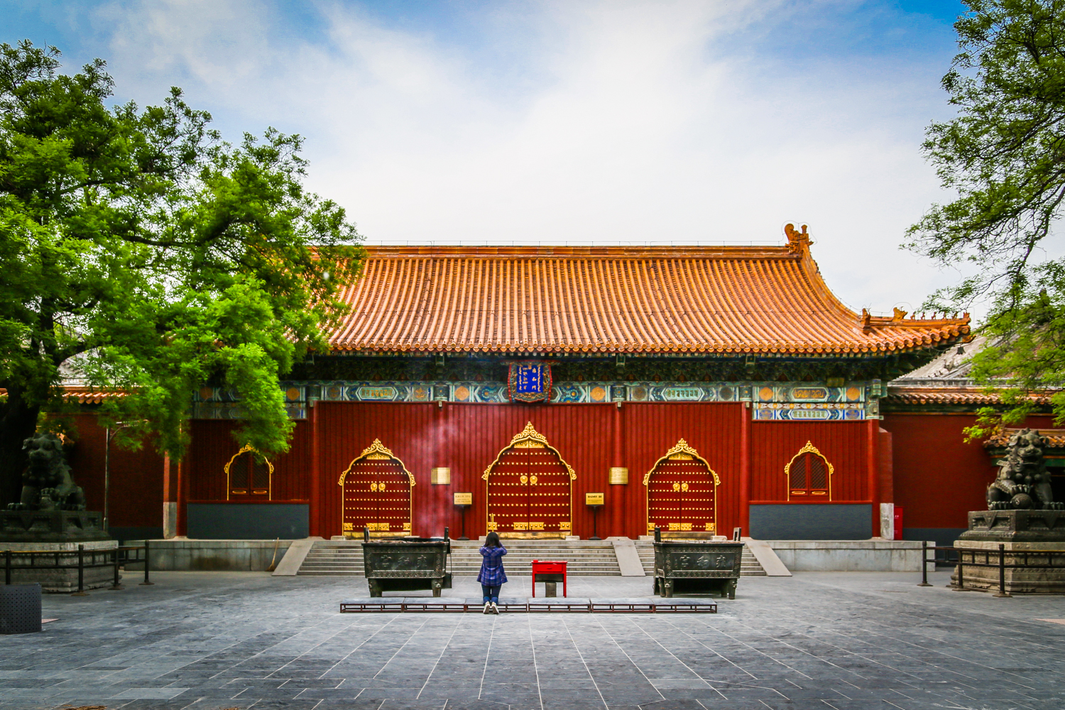 北京雍和宫上香注意什么,老北京雍和宫上香的真实原因