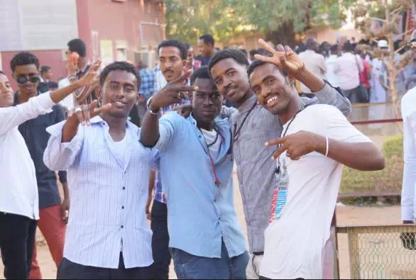 北石:在非洲苏丹被请到警察局过夜是怎样的体验