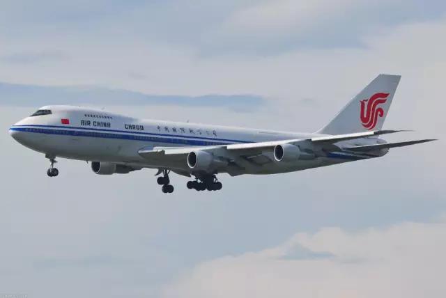 国航波音777-200客机内部图片,国航波音哪个机型好