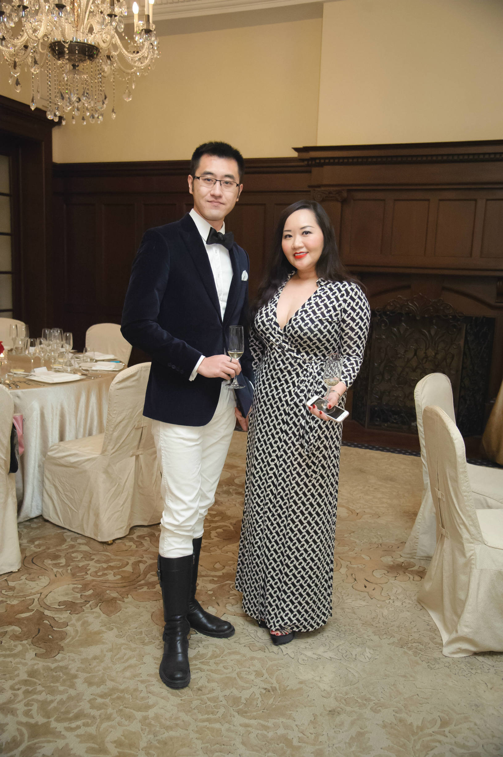 酒圈男神专访第⑱辑——西装控男神Henry杨少波