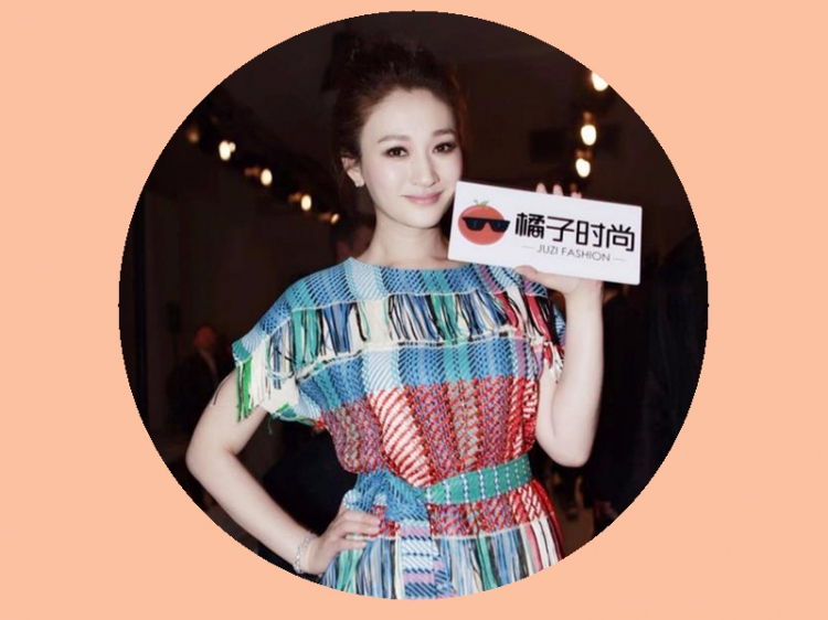 开春败物该买啥？陈妍希、刘诗诗、李小冉独家爆料自己的第一件早春单品！