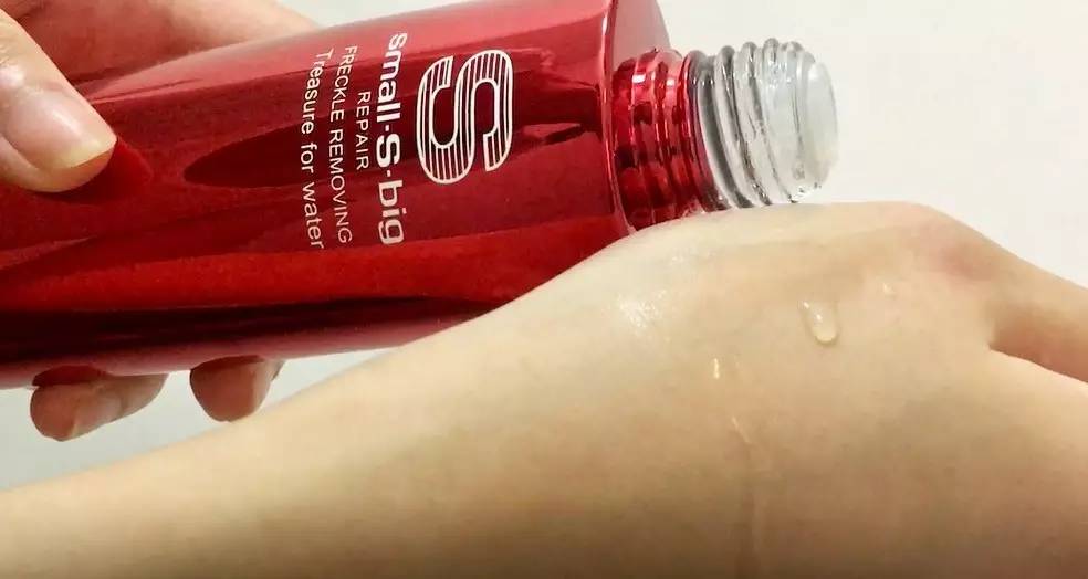 从护肤到化妆,淡斑紧致打造小v脸