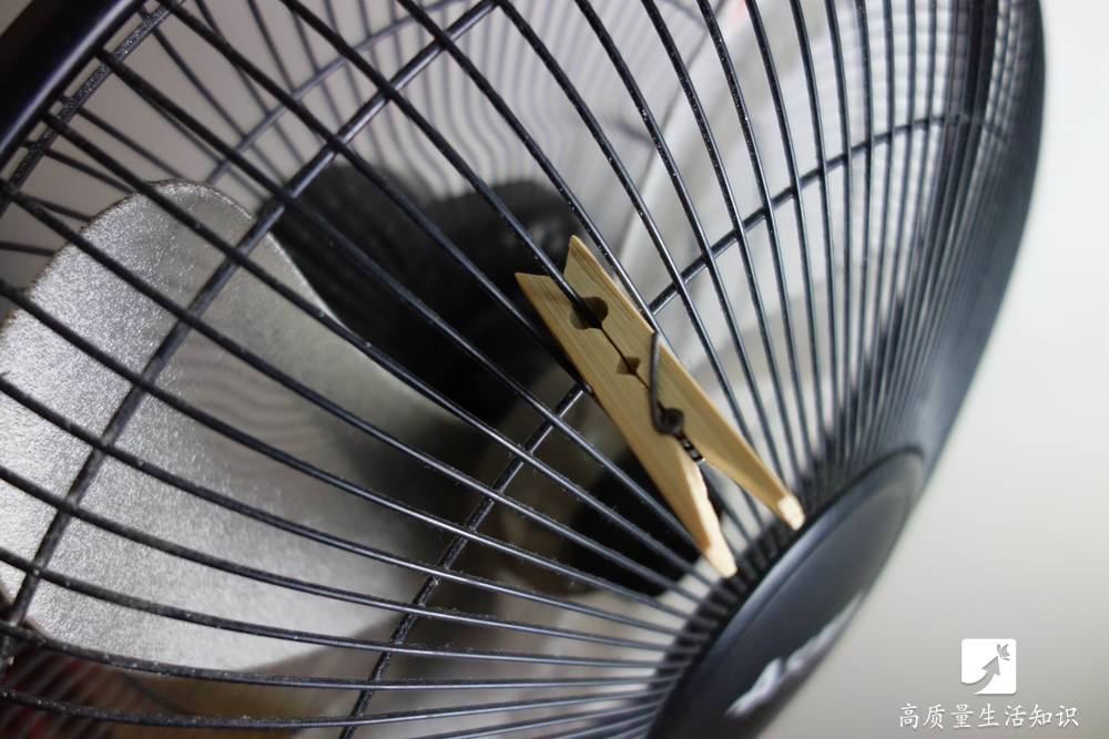 又可以驱蚊又可以变冷的风扇,生活小妙招用电风扇驱蚊