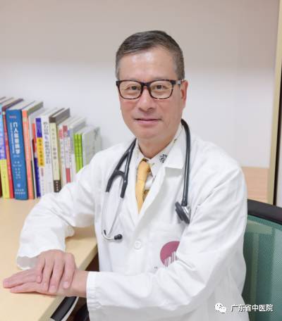 心衰患者出现短暂室颤随后恢复,心衰室颤抢救时插管救活几率高吗