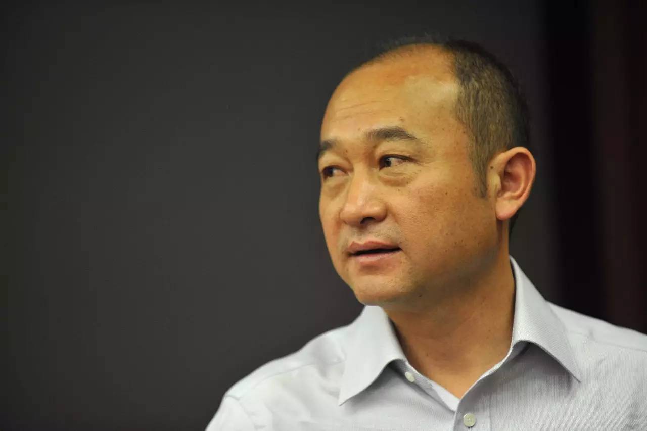 兄弟俩被押赴刑场执行枪决,兄弟俩上法庭的视频