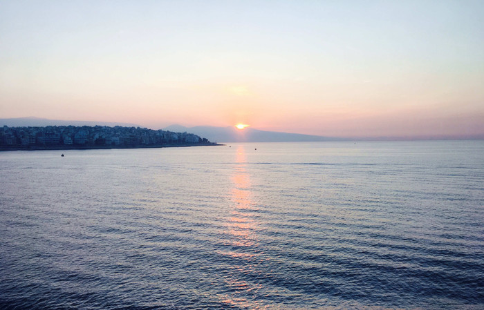 远离城市的喧嚣在静谧的时光里,远离城市的喧嚣静静的感受海浪