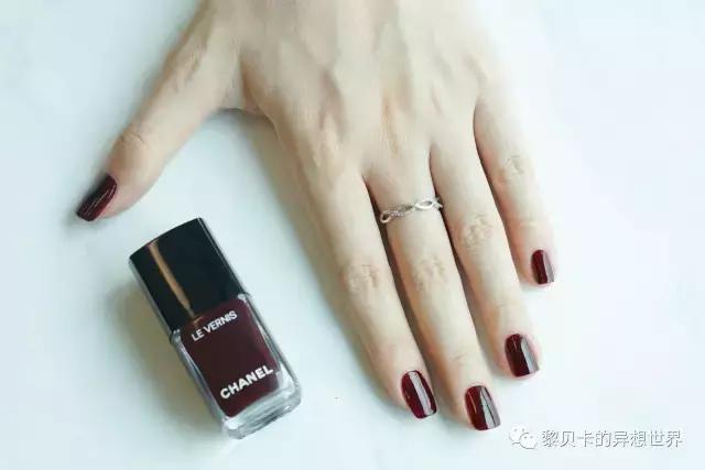 显白的指甲油色适合黄皮,豆嫂指甲油什么色号显白