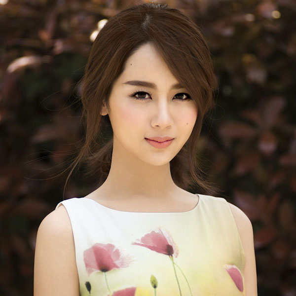 杨紫为什么有法令纹,杨紫是如何简单的去除脸上的斑