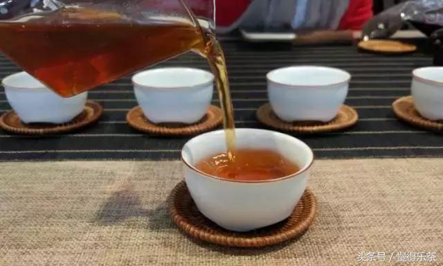 有胃病的人喝茶会胃痛吗,喝茶治疗胃疼