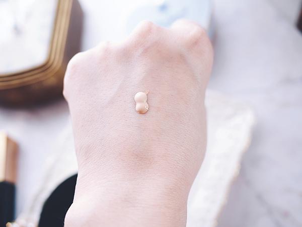 ysl女神粉底和ysl恒久粉底区别,雅诗兰黛沁水粉底和ysl恒久粉底液