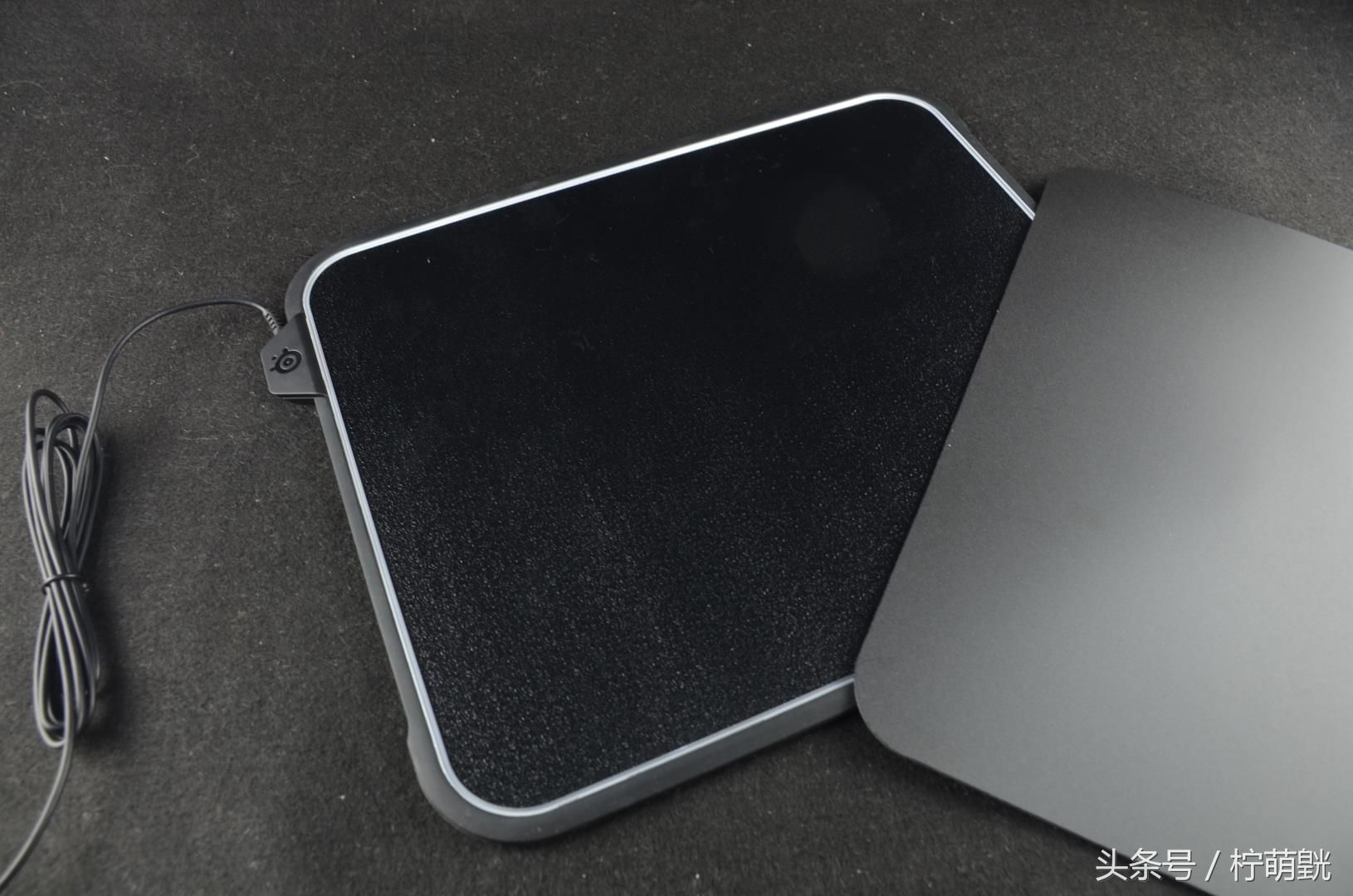 赛睿qck鼠标垫粗面,赛睿qckheavy鼠标垫是粗面吗