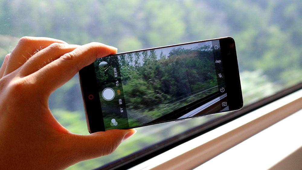 努比亚z17无边框什么颜色,努比亚Z17测评