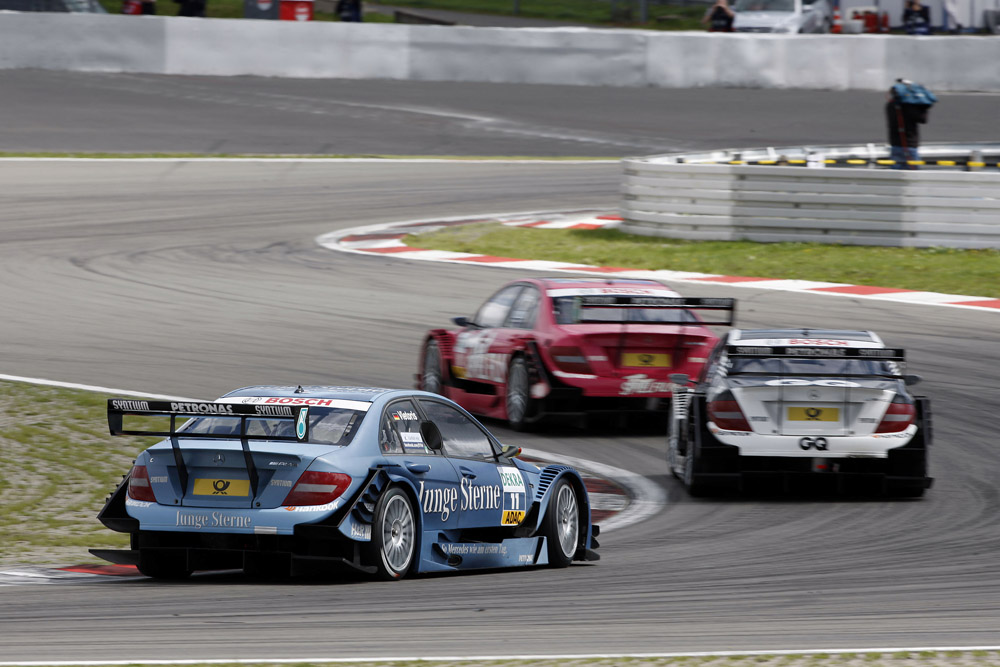 夏季赛车手,炎炎夏日汽车快速降温有妙招