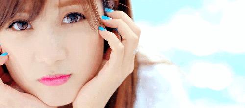 热巴戴的美瞳,热巴戴美瞳了吗