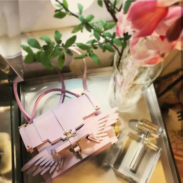 乘风破浪的姐姐们吴昕逆袭第一,吴昕减肥方法140斤逆袭到90斤