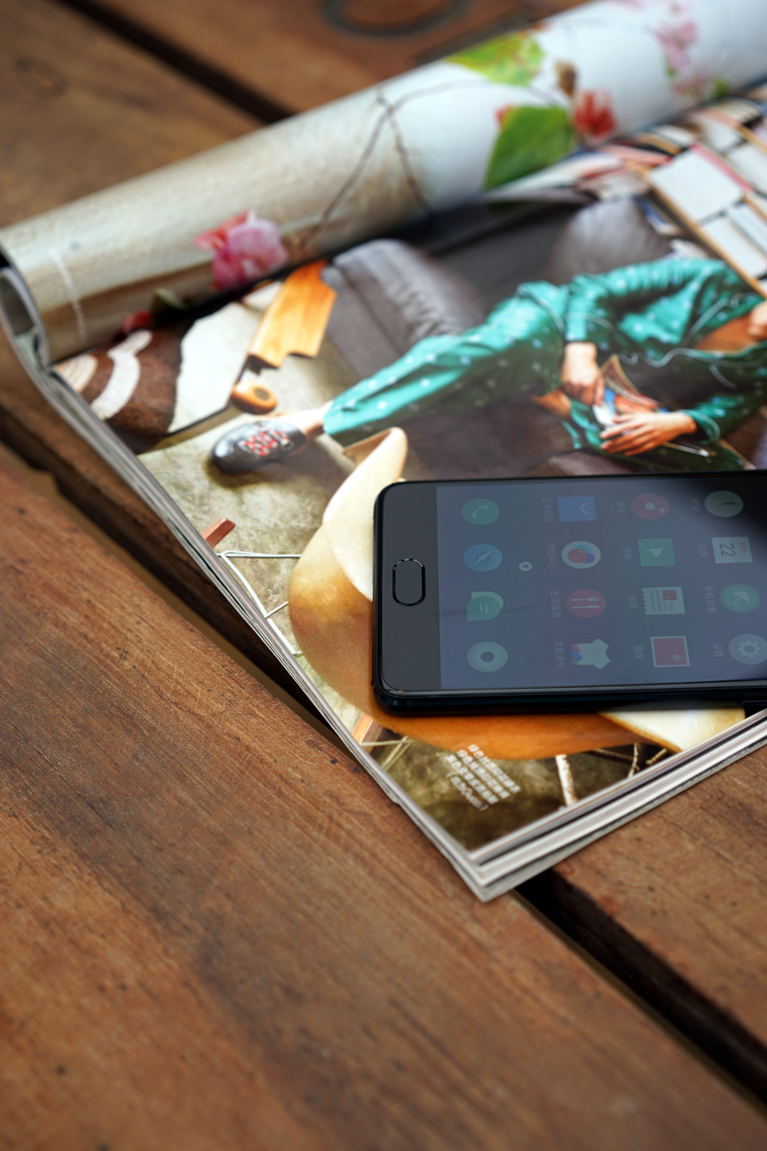 魅蓝e2闪光灯测评,魅蓝E2有什么优点