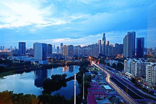 武汉友谊国际酒店三楼,武汉友谊国际酒店