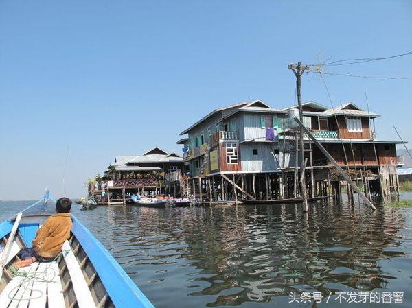 缅甸女人挣钱,缅甸女工发工资视频