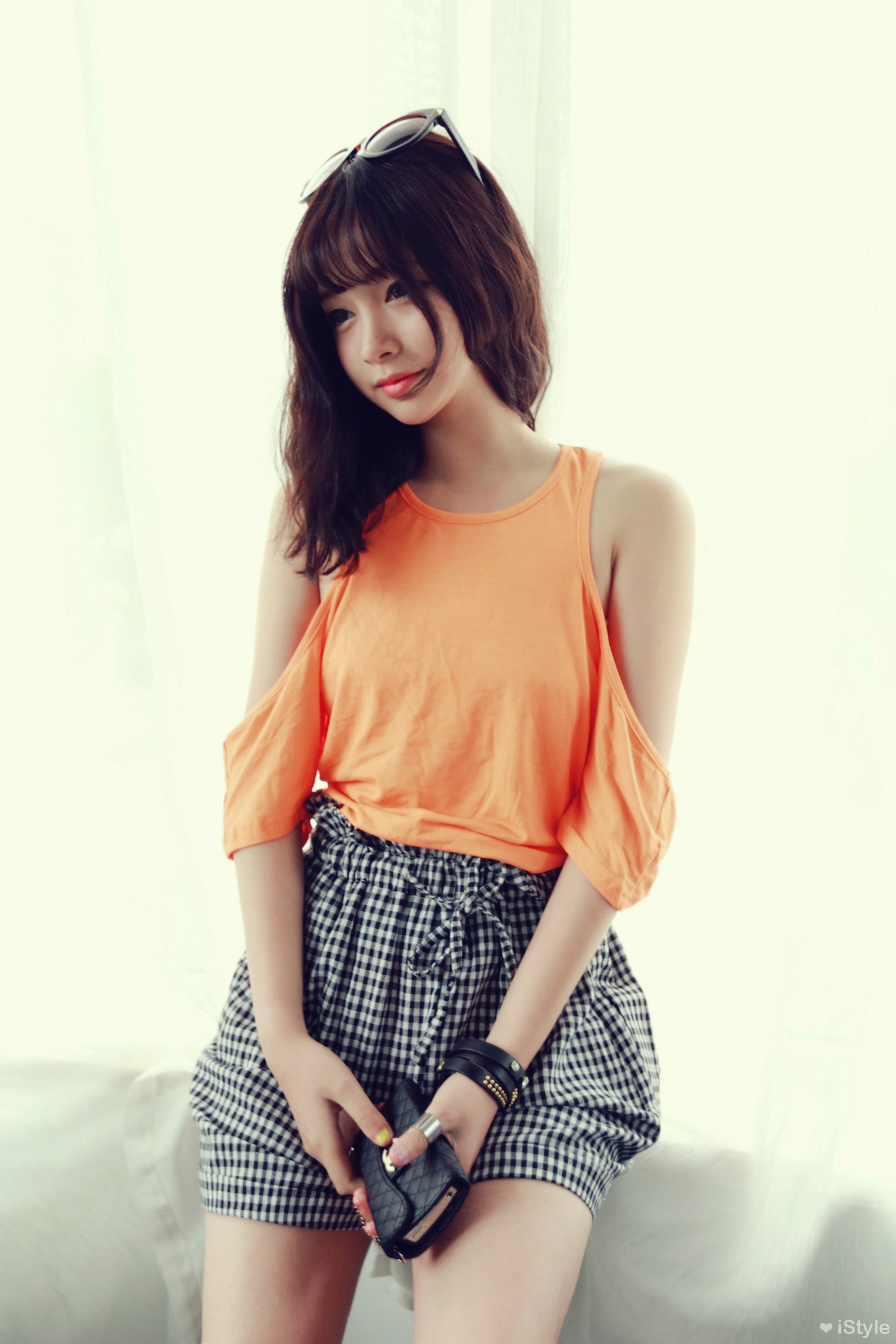 白带异常但没有异味怎么回事,女性白带异常有异味