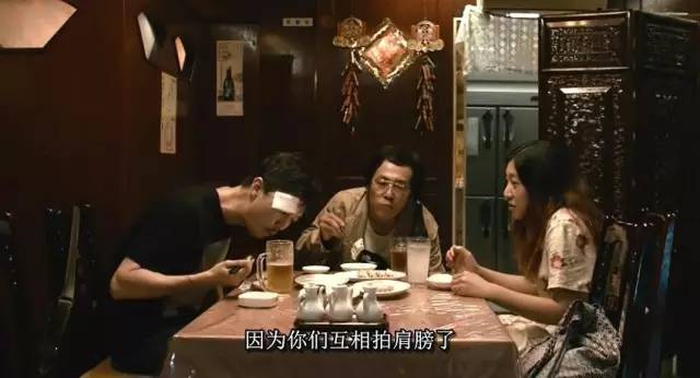 生活强奸了我们，有人选择直面反抗，也有人学会享受，各有各的活法，各有各的人生。