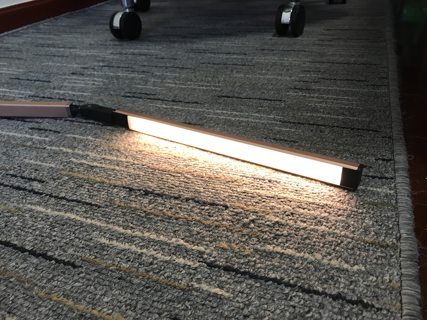 led智能台灯的使用方法,可调光led台灯使用方法