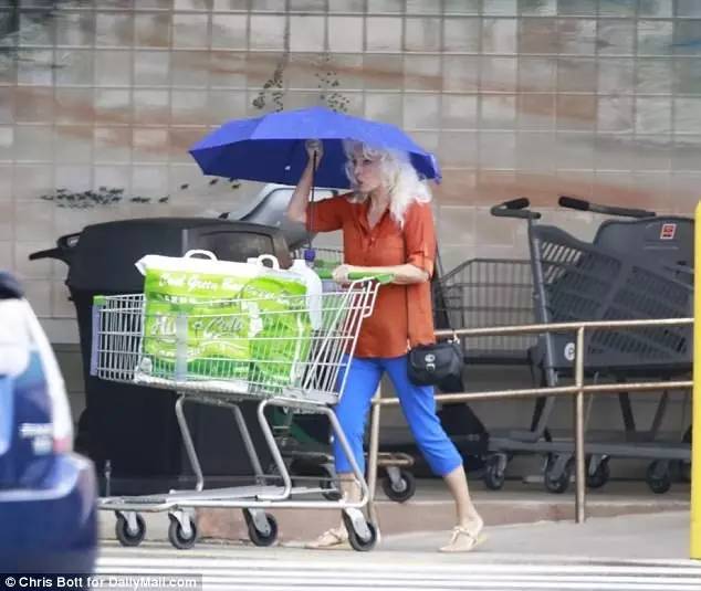 男子买彩票中了12个亿结果悲剧了,买彩票1个多月后才发现中了1514万