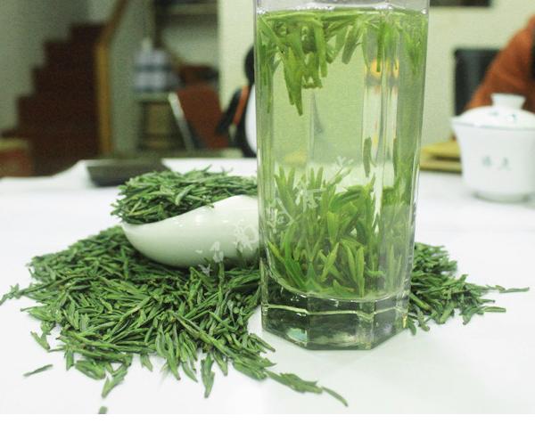 一品黄山天高云淡,一品黄山犹如仙境