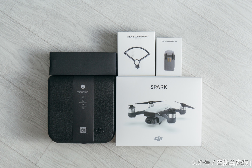 大疆精灵航拍机,大疆晓对比大疆精灵3