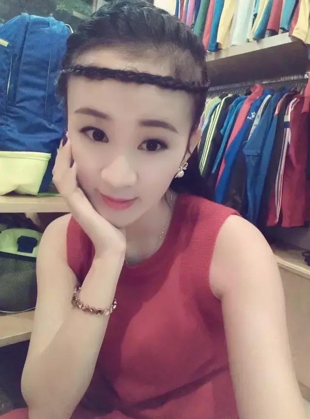 听她说|李政云:举步维艰跨过十个行业”,看她如何逆袭成足球公司老板