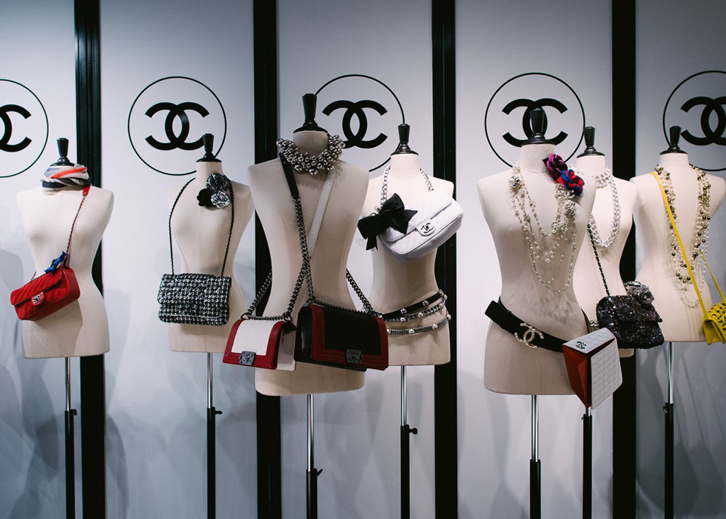 网上买的香奈儿包包假不假,慧眼识宝11