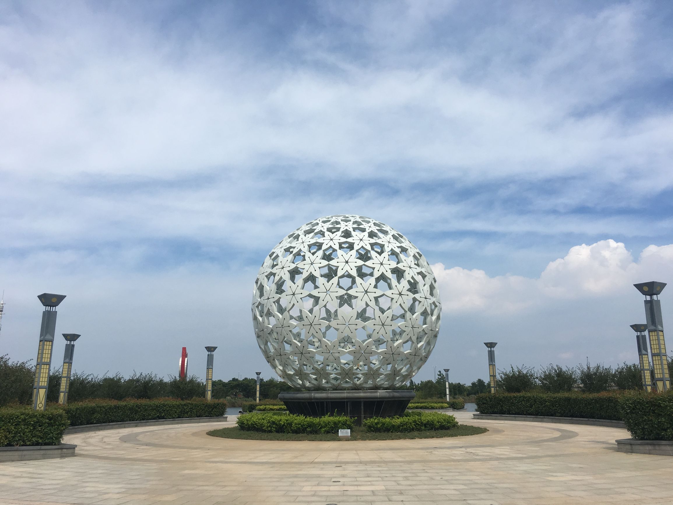 夏天防止中暑旅行准备什么,旅游高温中暑