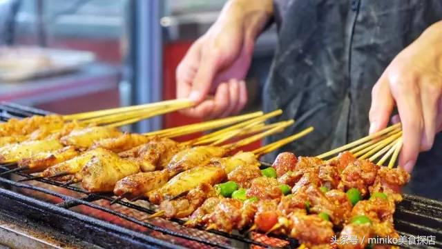 到成都必点的夜宵,一起去成都必打卡的地道馆子