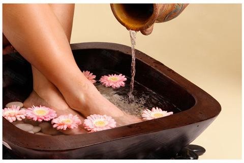 洗个脚也能治失眠？这些超实用的生活小窍门80%的人估计都不知道吧！