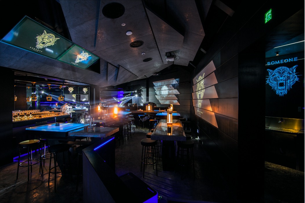 变形金刚机器人出水,变形金刚啤酒机器人