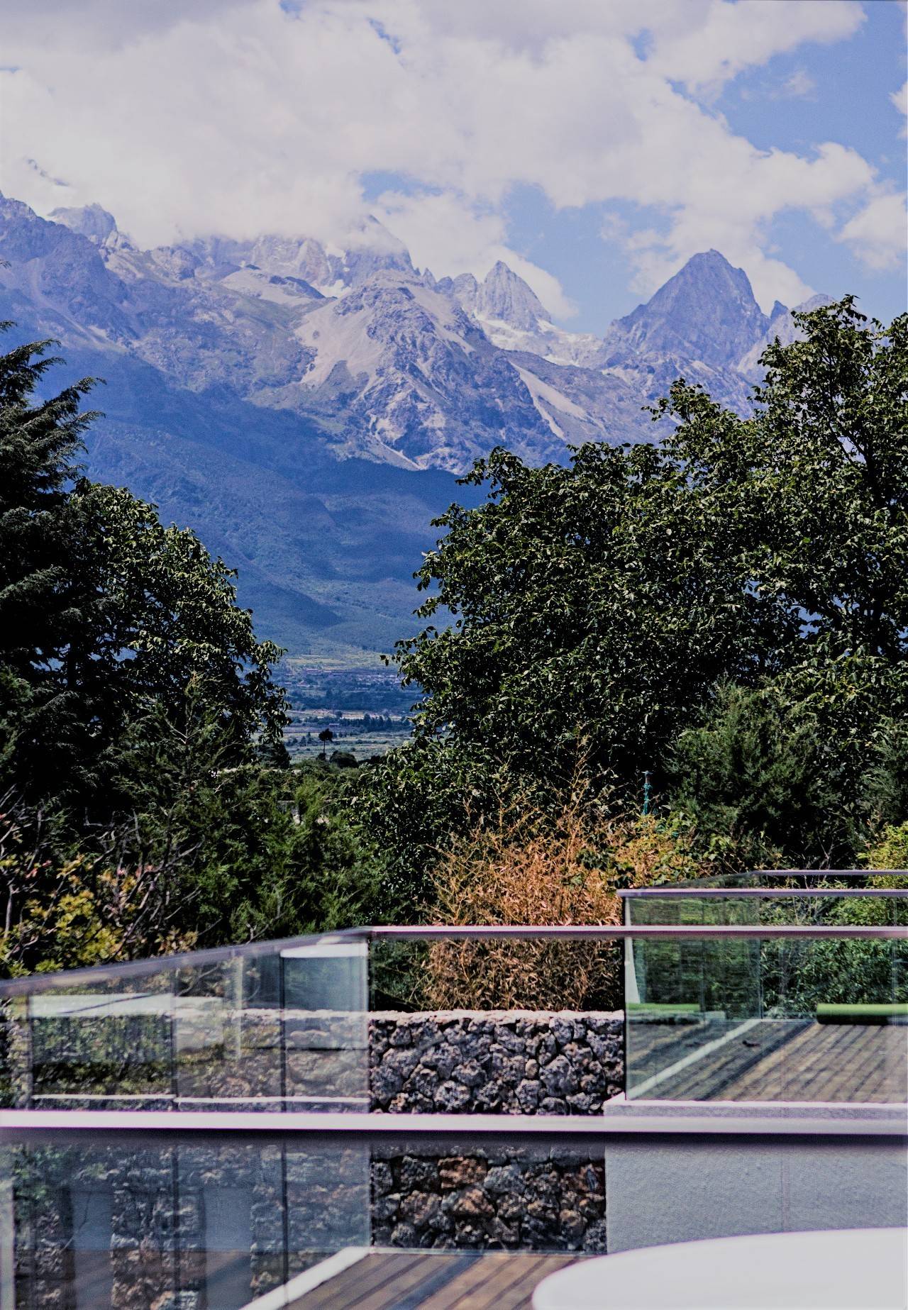 为心中的荒，填一座雪山