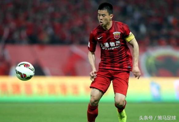 上海上港的队长是谁,现在上海上港队长是谁