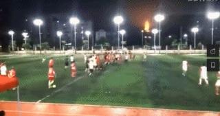 冲突不止！广东业余联赛也现*力暴**冲突，*力暴**何时才能远离足球？