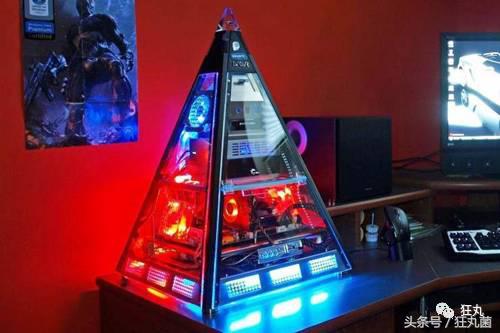 能热饭还能当马桶?别拦我,请把我埋在这样的电脑机箱里