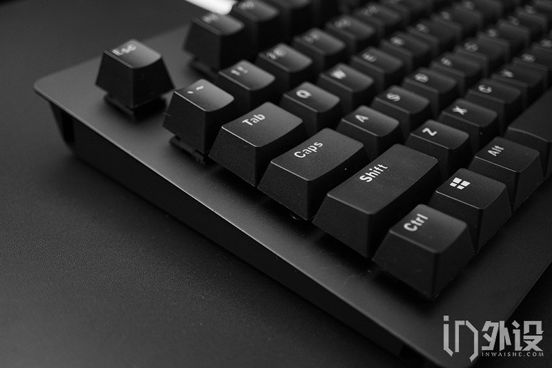 魔炼者1506机械键盘拆解,入门级客制化机械键盘横向评测