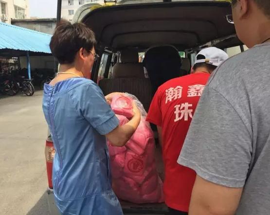 抗洪抢险冲在前救灾物资暖人心,抗洪救灾正能量