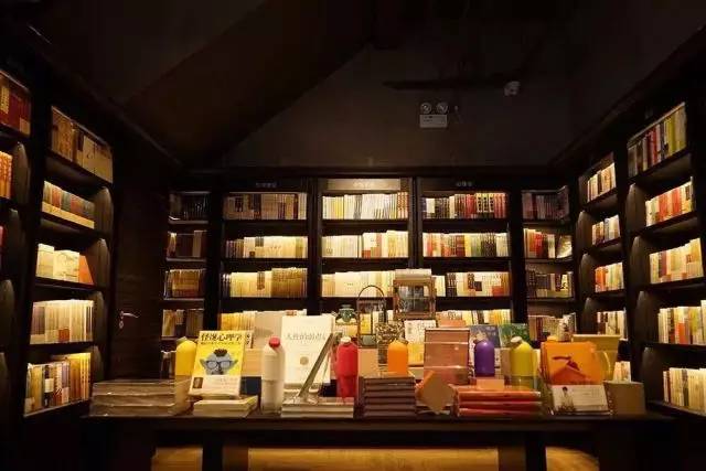 还在羡慕台湾诚品？咱西安也有24小时不打烊书店啦！